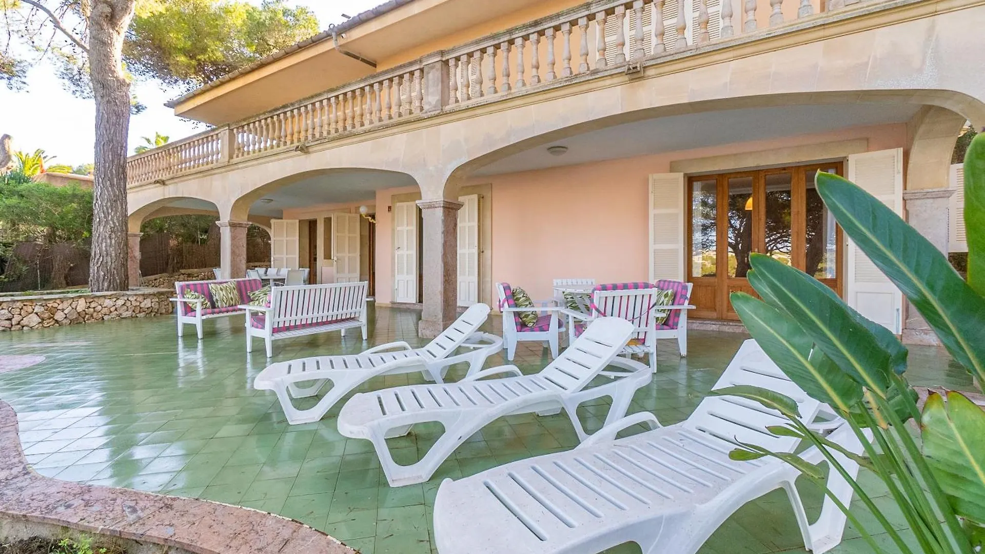Vakantiehuis Paraiso Sobre El Mar - Ground Floor Apartment Portopetro Spanje